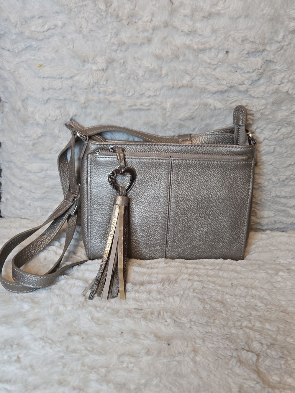 Brighton Metallic Silver Pebbled LEATHER Crossbody with Heart Tassel EUC